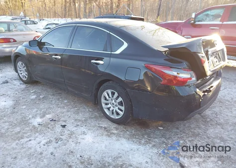 2018 Nissan Altima 2.5 S z USA, uszkodzony, nr VIN 1N4AL3AP5JC276883